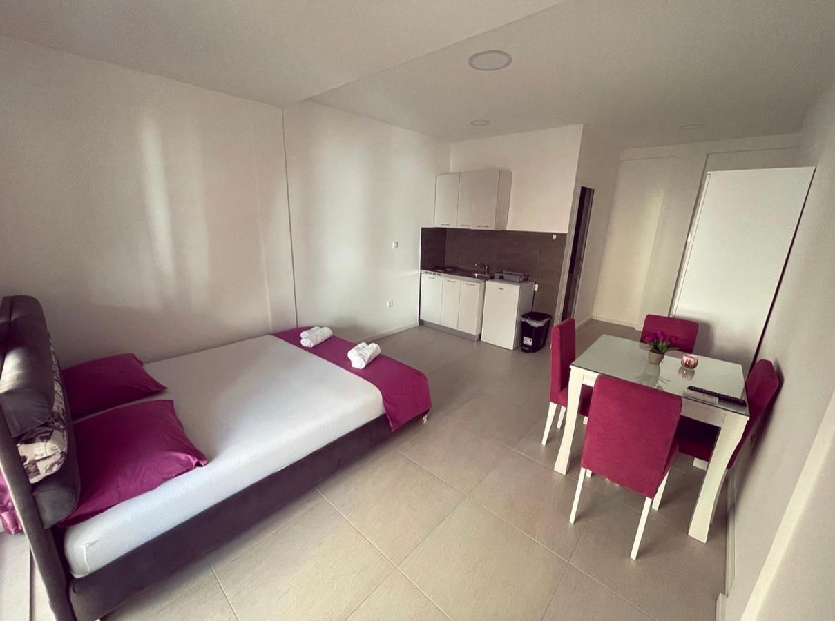 Apartmani Agi Budva Buitenkant foto